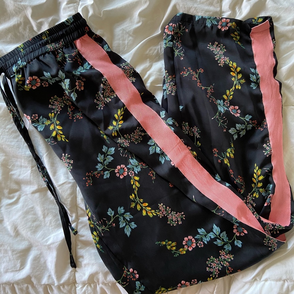 Women’s Floral Pants